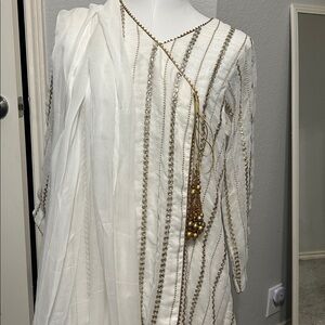 Off white shalwar kameez gold Embroidered foil mirror. Indian Pakistani wear . M